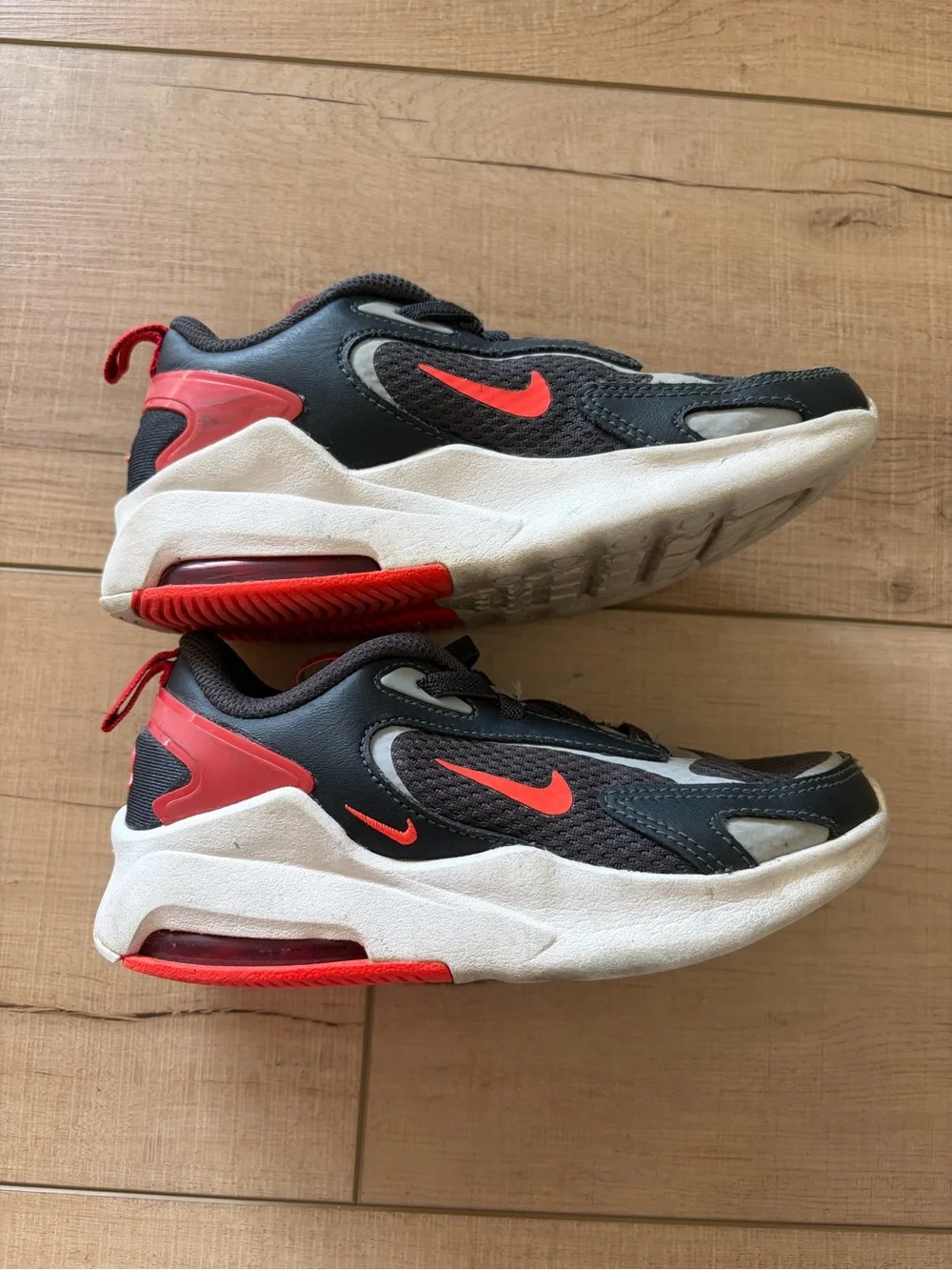 Nike Kids Gray and Red Athletic Sneakers with Red Swoosh